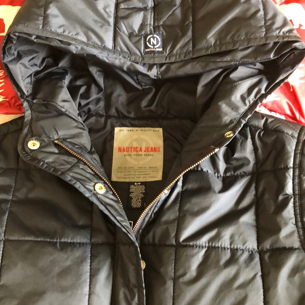 Nautical navy puffy jacket